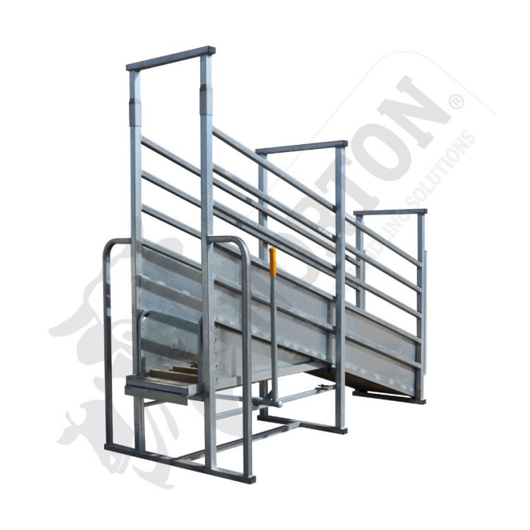 STANDARD ADJUSTABLE CATTLE LOADING RAMP Norton Livestock Handling